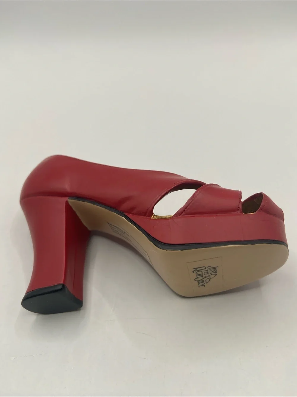 Just The Right Shoe by Raine Ravishing Red Miniature Shoe Figurine Vintage